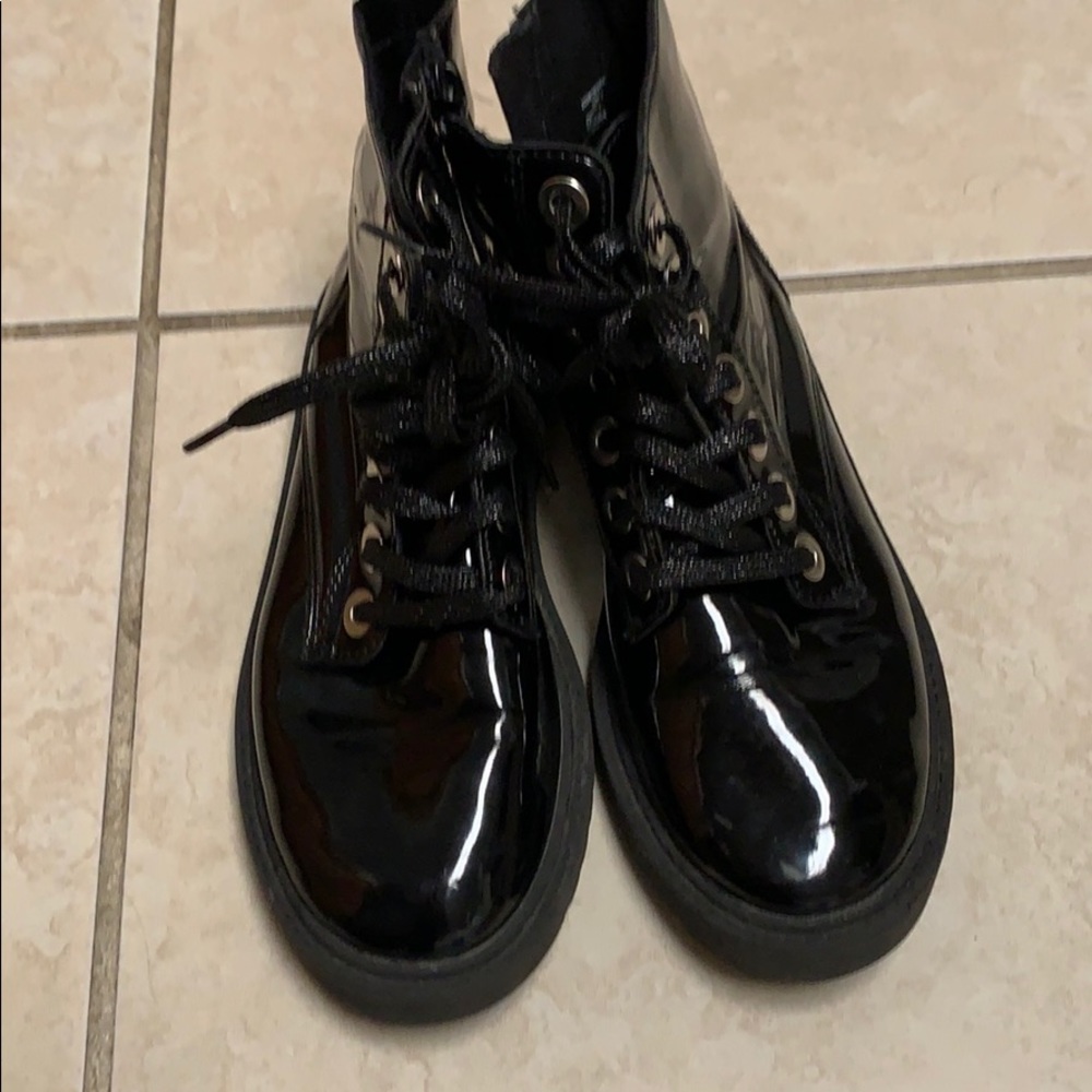 💚💚Zara boots size 33 europe charcoal